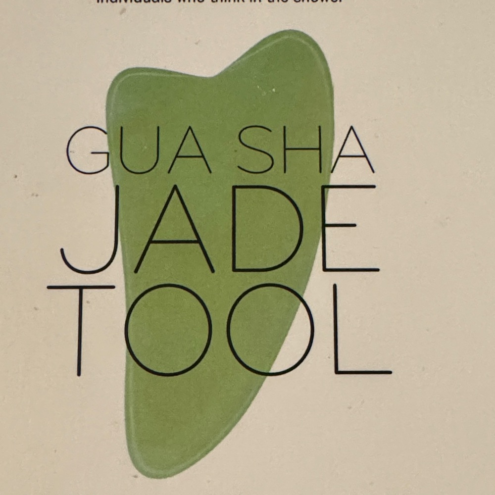 Daily Concepts Jade Facial Tool - Green - Picture 5 of 5